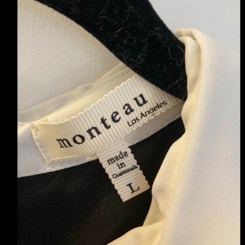 Little black dress with collar. - Picture 2 of 3